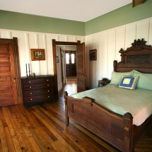 The Octagon House downstairs bedroom