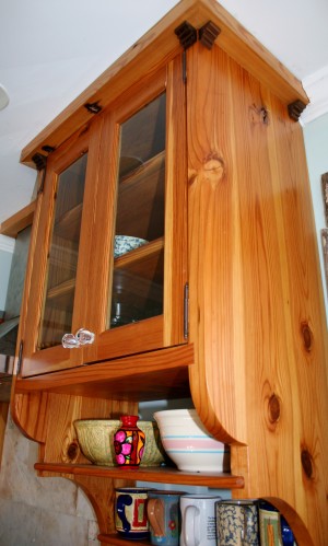 upper cabinets in heart of pine